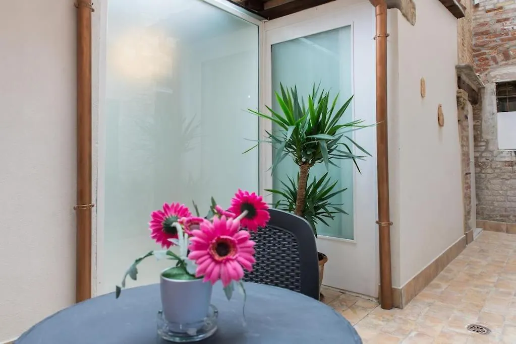 Marco Antonio Flat In Venice -Cannaregio District Near Sinagogue 0*,  이탈리아